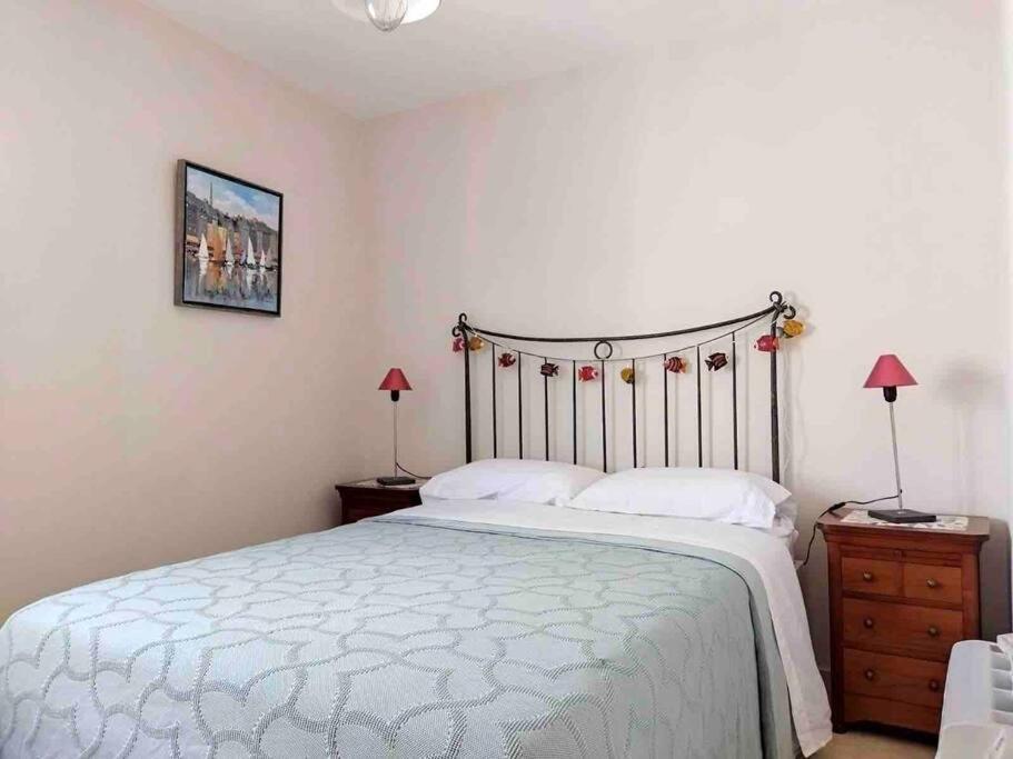 Apartamento As Tres Pitas Apartment Villanueva De Arosa Exterior photo