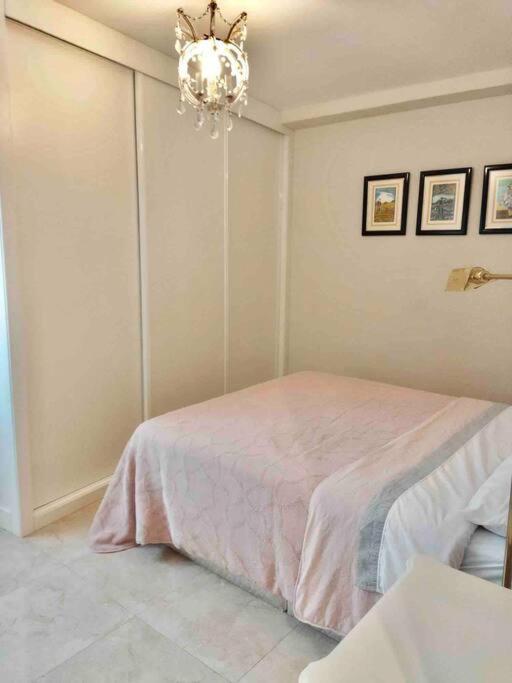 Apartamento As Tres Pitas Apartment Villanueva De Arosa Exterior photo